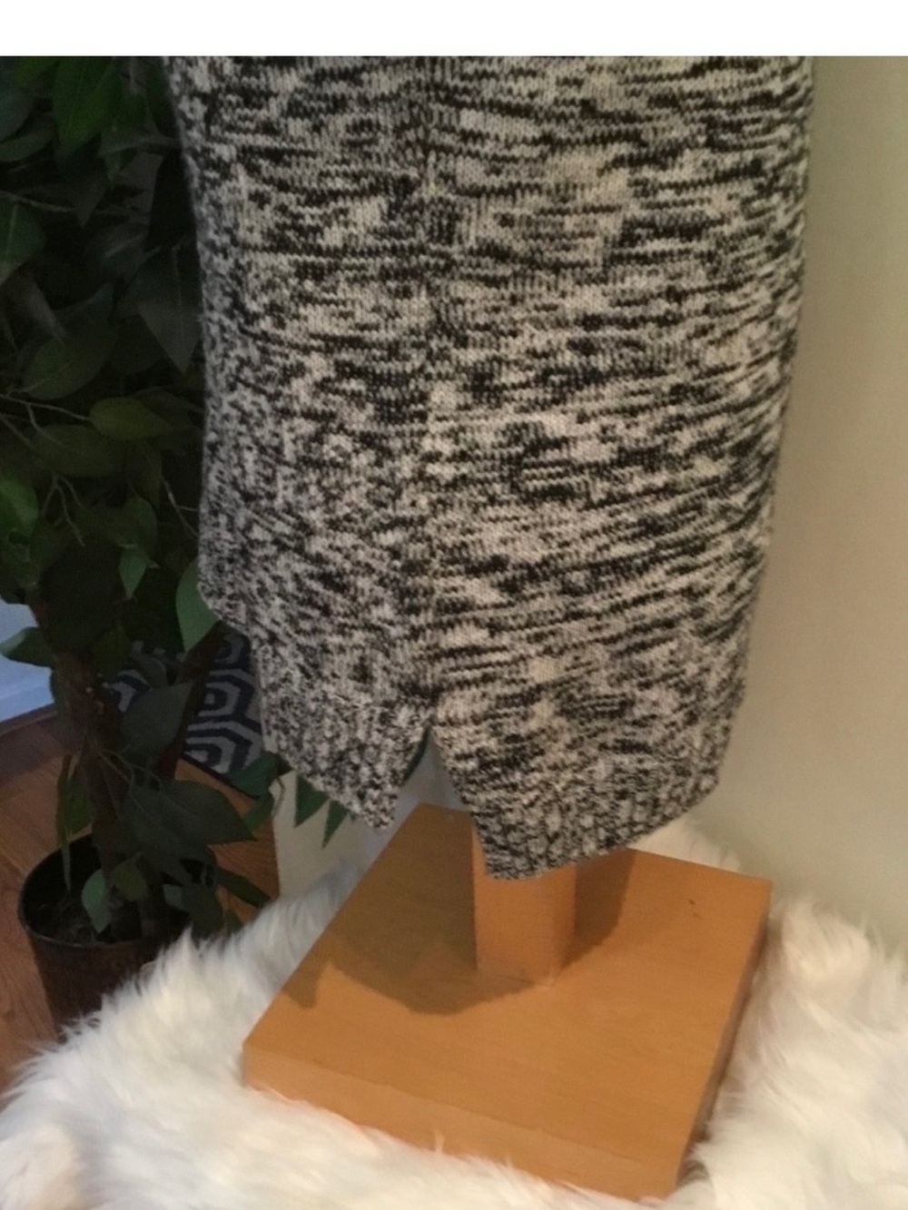 Reference Point Penguin Sweater - Size Small - Picture 8 of 16